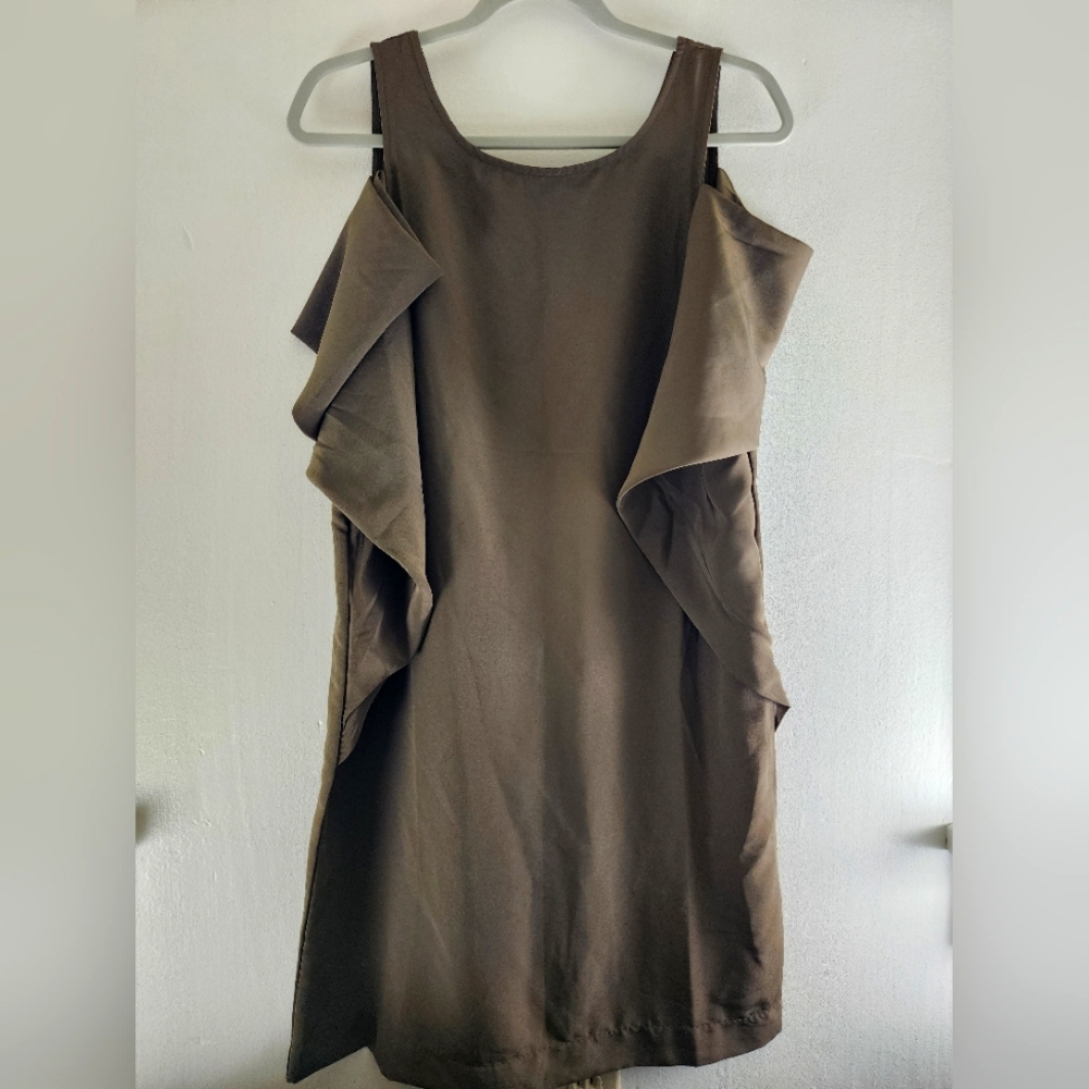 August Silk Cold Shoulder dress Olive Green Size S